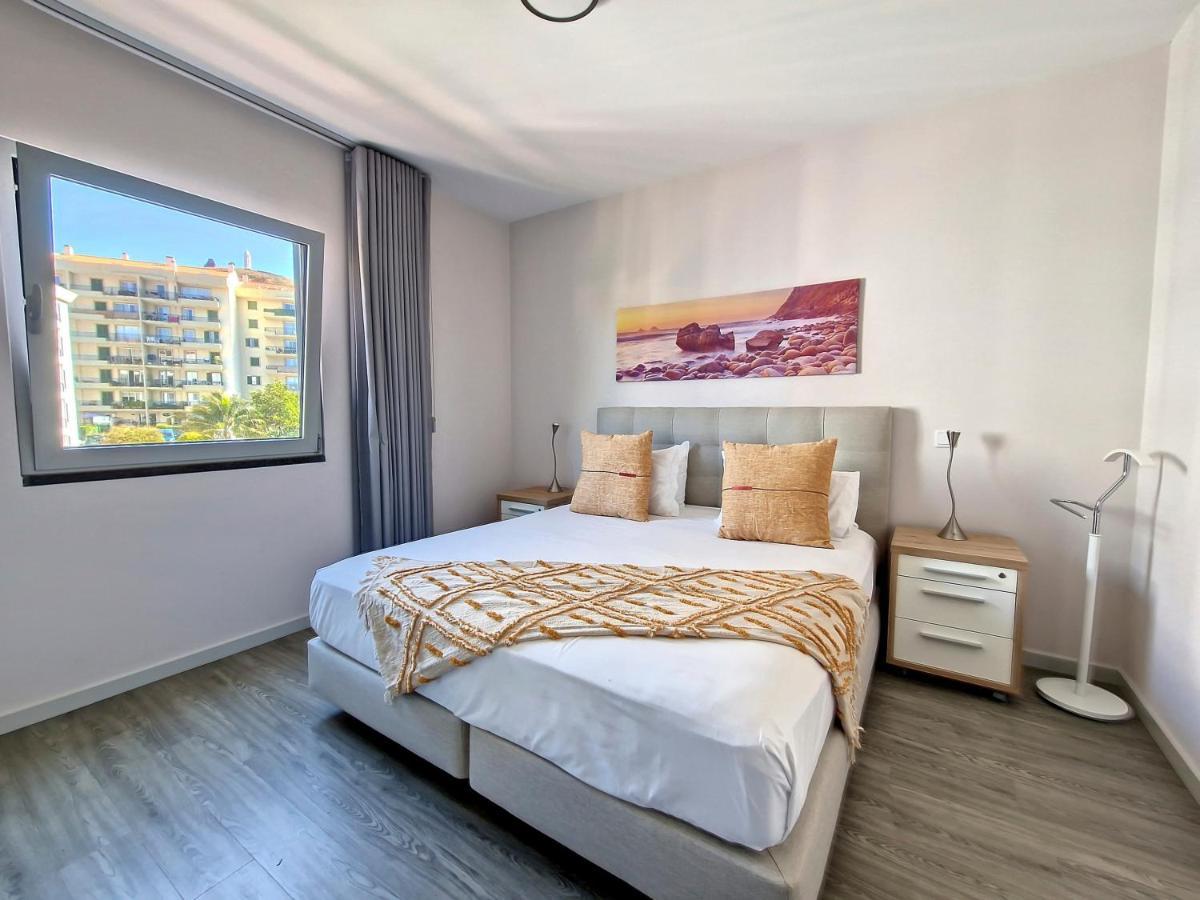 Rainbow Apartment By Lovelystay Funchal  Exteriör bild
